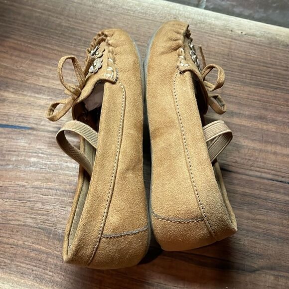 Seychelles Girl's Floral Moccasins - 9 - NWOB - Picture 5 of 8